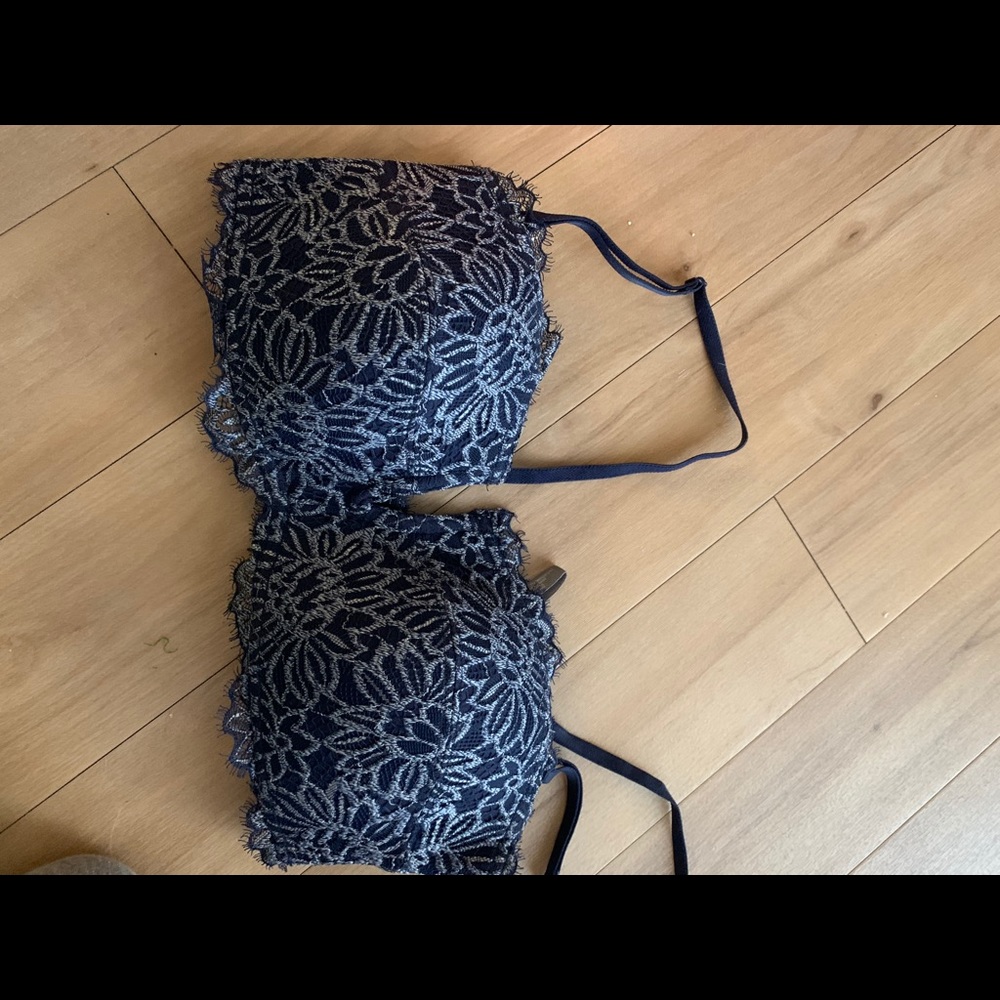 Aerie bra with removable straps